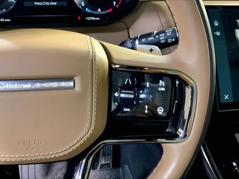 Used 2024 Land Rover Range Rover Sport Dynamic SE image 24