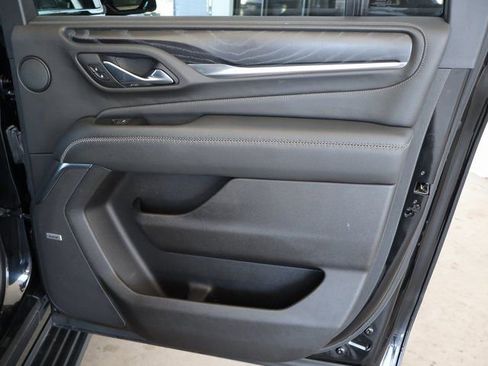 Used 2021 GMC Yukon XL Denali w/ Denali Premium Package image 49