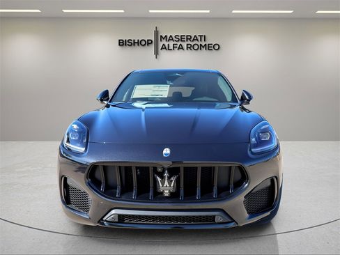 New 2025 Maserati Grecale Modena image 2