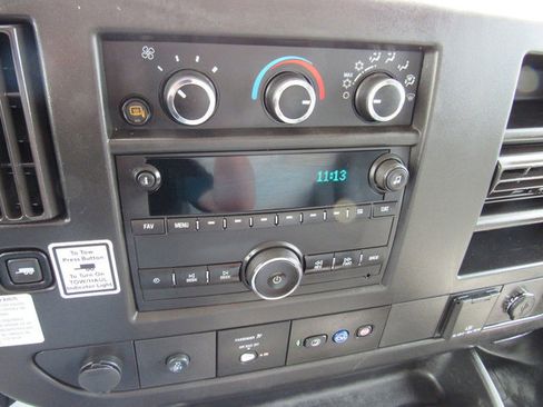 Used 2022 GMC Savana 3500 Extended w/ Power Convenience Package image 33