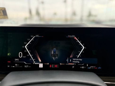 Used 2026 BMW X5 xDrive40i w/ M Sport Package image 21