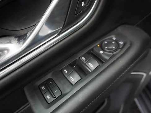 Used 2021 Chevrolet Tahoe LT AWD/4WD image 9