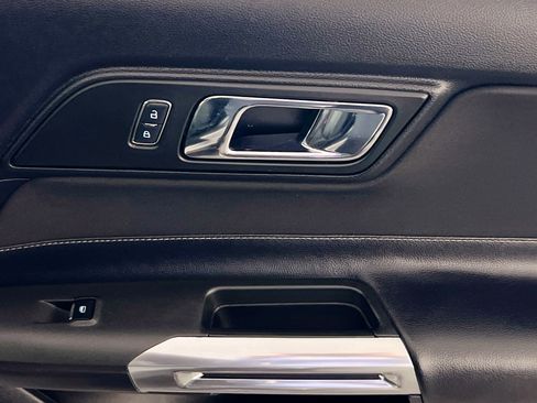 Used 2016 Ford Mustang Convertible w/ Equipment Group 051A image 32