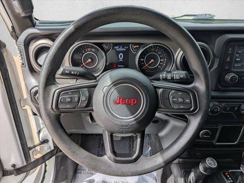 Used 2019 Jeep Wrangler Sport image 11