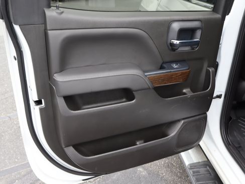 Used 2018 GMC Sierra 1500 Denali AWD/4WD image 31