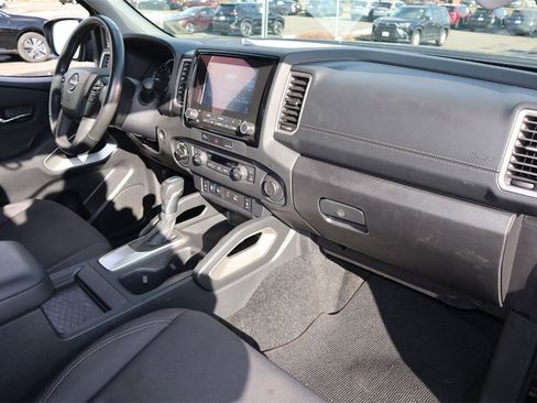 Certified 2024 Nissan Frontier SV w/ SV Convenience Package image 28