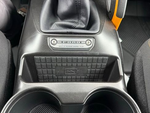 Used 2022 Ford Bronco Badlands image 25