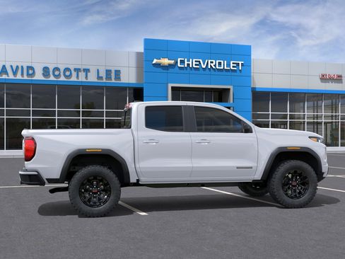 New 2026 GMC Canyon Elevation RWD image 5