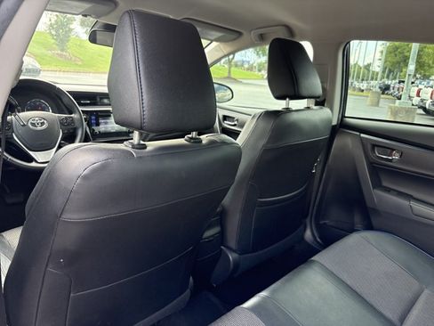 Used 2017 Toyota Corolla SE w/ Carpet Mat Package (TMS) FWD image 17