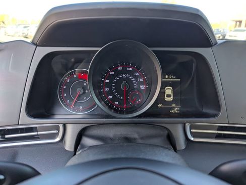Used 2023 Hyundai Elantra SE FWD image 21