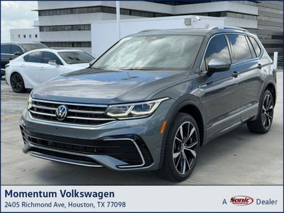 Certified 2022 Volkswagen Tiguan SEL R-Line