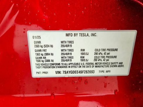 Used 2025 Tesla Model Y Long Range AWD/4WD image 24