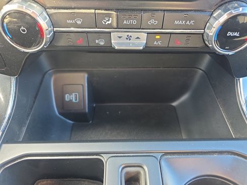 Certified 2022 Ford F150 XLT w/ Equipment Group 302A High image 45