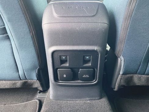 Used 2022 Ford Bronco Outer Banks image 21