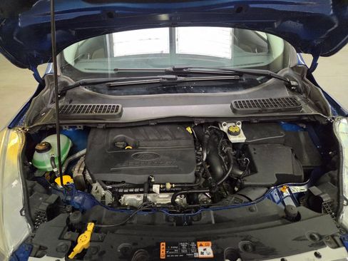 Used 2018 Ford Escape SE FWD image 41