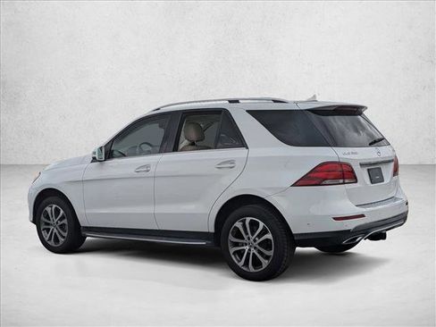 Used 2017 Mercedes-Benz GLE 350 4MATIC image 4