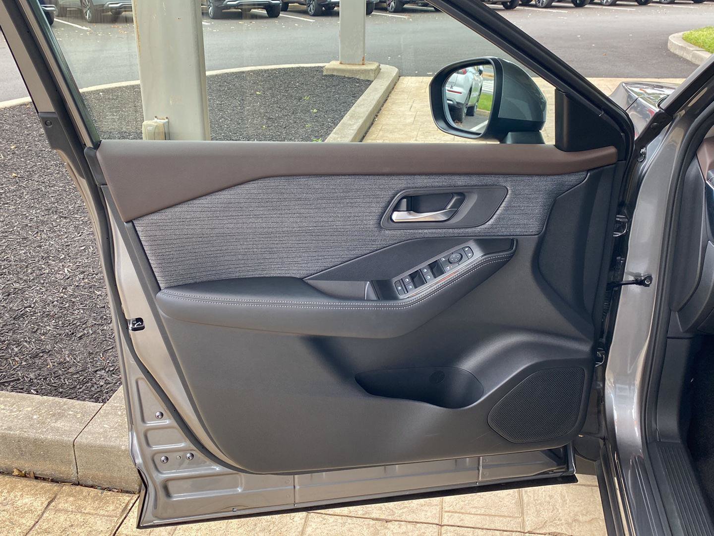 Certified 2023 Nissan Rogue SV AWD/4WD image 20