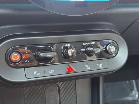 Used 2025 MINI Cooper S image 22