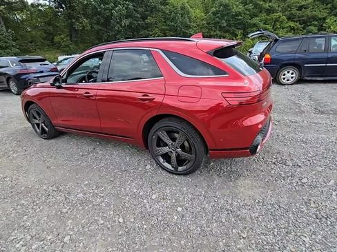 Used 2025 Genesis GV70 3.5T Sport w/ Sport Advanced Package AWD/4WD image 4