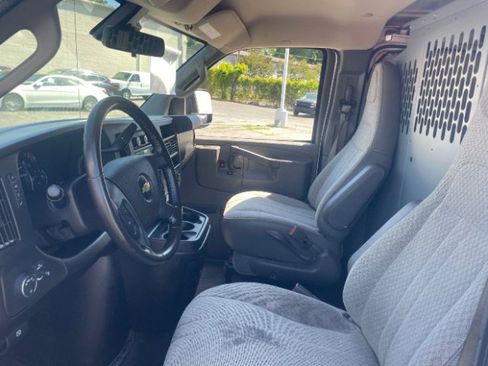 Used 2020 Chevrolet Express 2500 w/ Safety Package RWD image 13