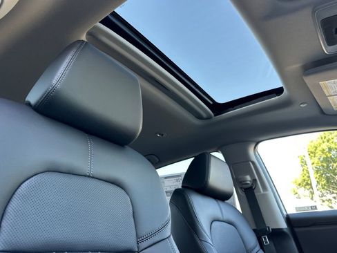 New 2026 Honda HR-V EX-L image 18