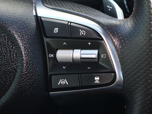 Used 2023 Genesis G70 3.3T w/ Sport Advanced Package image 27