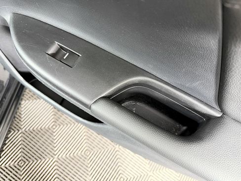 Used 2016 Honda Accord EX-L image 40
