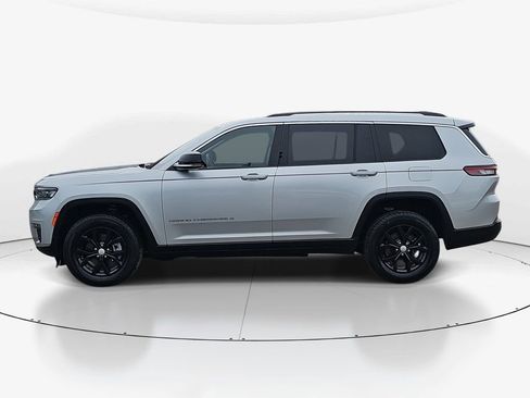 Used 2023 Jeep Grand Cherokee L Limited image 8