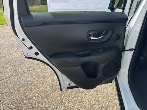 New 2026 Honda HR-V EX-L image 11