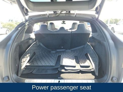 Used 2018 Tesla Model X 75D image 20