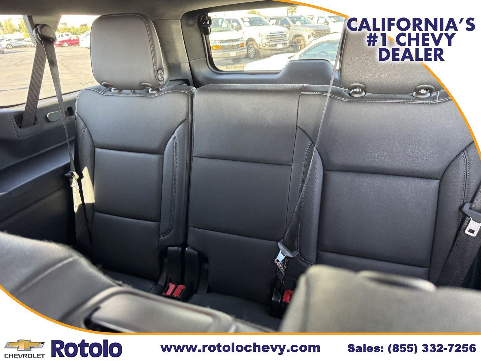 Used 2025 Chevrolet Suburban LT RWD image 14