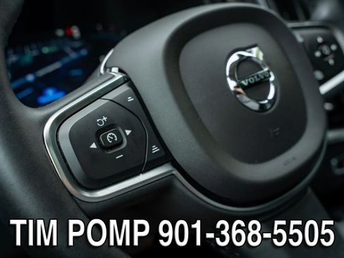 Used 2023 Volvo XC60 B5 Core AWD/4WD image 25