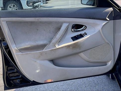 Used 2009 Toyota Camry SE FWD image 22