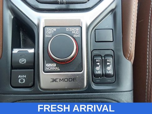 Used 2020 Subaru Forester Touring AWD/4WD image 29