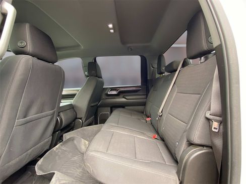 Used 2024 Chevrolet Silverado 2500 LT image 14