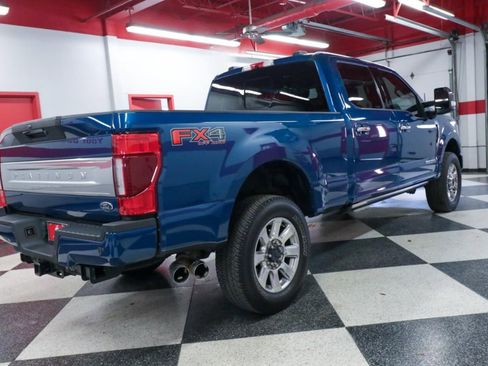 Used 2022 Ford F250 Platinum w/ FX4 Off-Road Package image 7