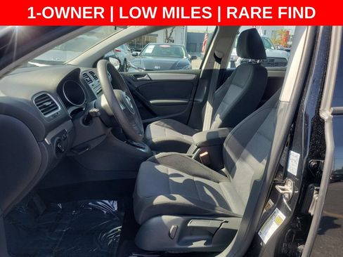 Used 2014 Volkswagen Golf 4-Door FWD image 18