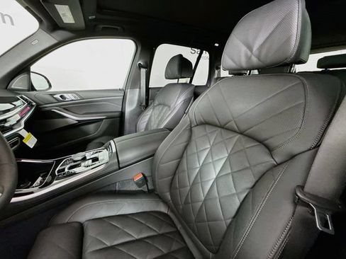 New 2026 BMW X5 xDrive40i w/ M Sport Package AWD/4WD image 22