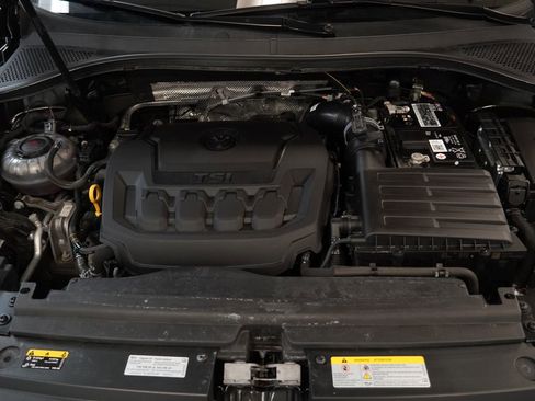 Used 2023 Volkswagen Tiguan S image 40