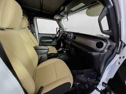 Used 2022 Jeep Wrangler Unlimited Sport AWD/4WD image 27