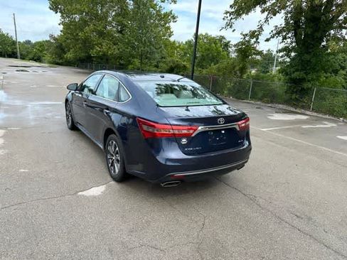 Used 2016 Toyota Avalon XLE Premium FWD image 12