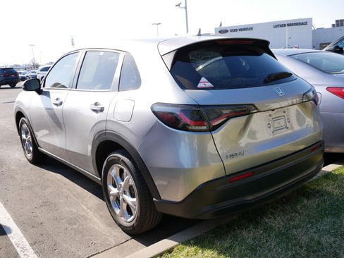 Used 2024 Honda HR-V LX image 5