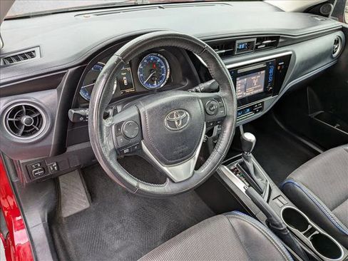 Used 2017 Toyota Corolla SE FWD image 10
