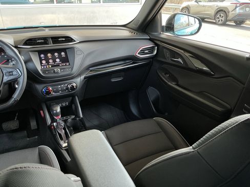 Used 2022 Chevrolet TrailBlazer RS image 16