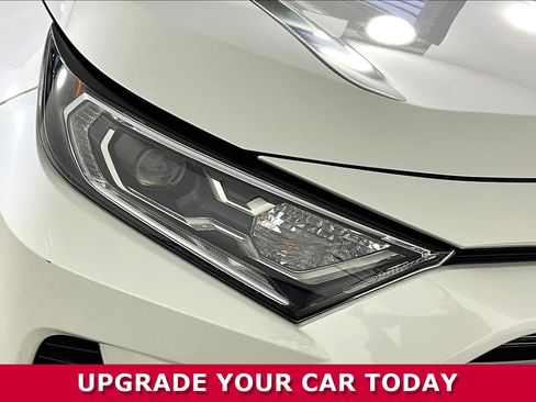 Used 2021 Toyota RAV4 XSE AWD/4WD image 28