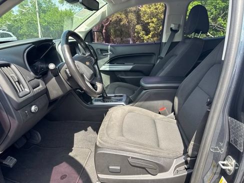 Used 2020 Chevrolet Colorado LT w/ LT Convenience Package RWD image 8