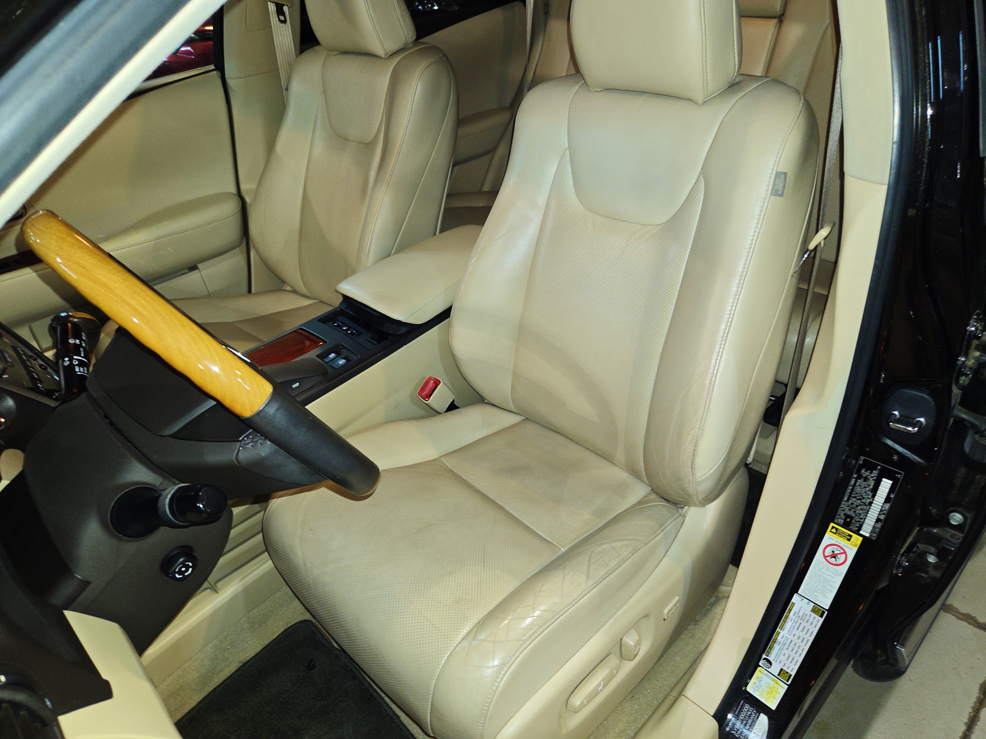 Used 2012 Lexus RX 350 AWD w/ Premium Pkg image 18