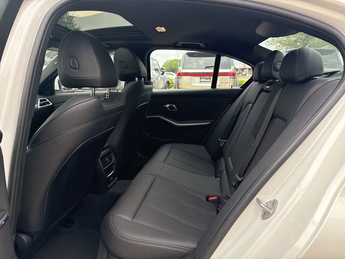 Used 2025 BMW 330i xDrive Sedan image 5