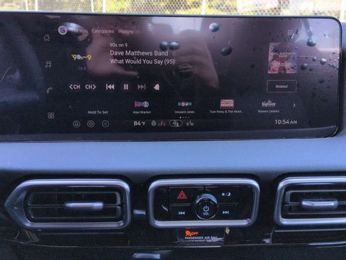 New 2026 Nissan Sentra SV w/ SV Convenience Package FWD image 22
