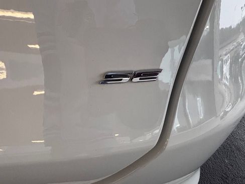 Used 2018 Ford Fusion SE image 5